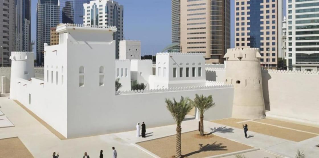 Abu Dhabi Center - For Elites Apartamento Exterior foto