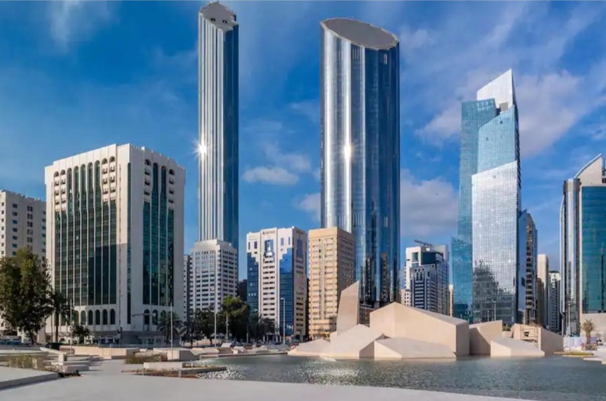 Abu Dhabi Center - For Elites Apartamento Exterior foto